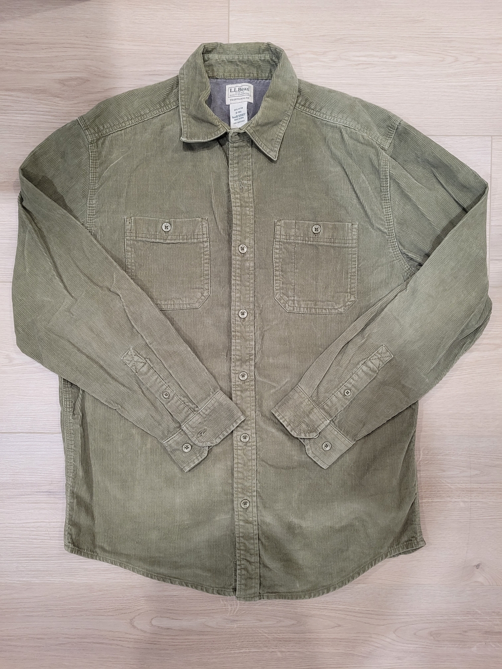 L.L. Bean Men's Olive Green Corduroy Shirt Jacket - Picture 2 of 8